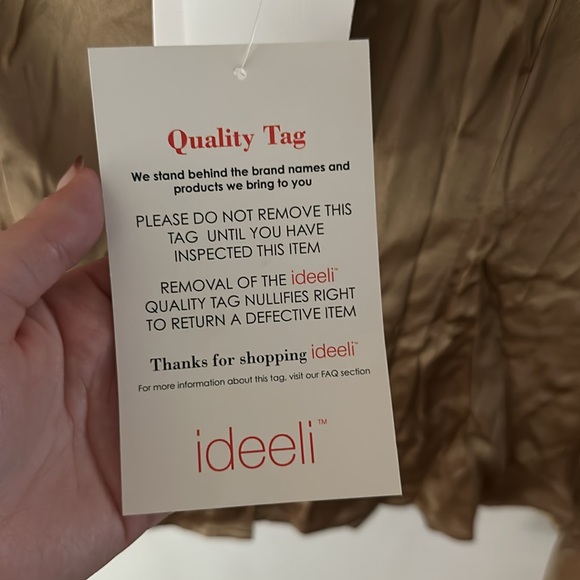 Dolce & Gabbana Women’s Button Down Shirt - Picture 3 of 6